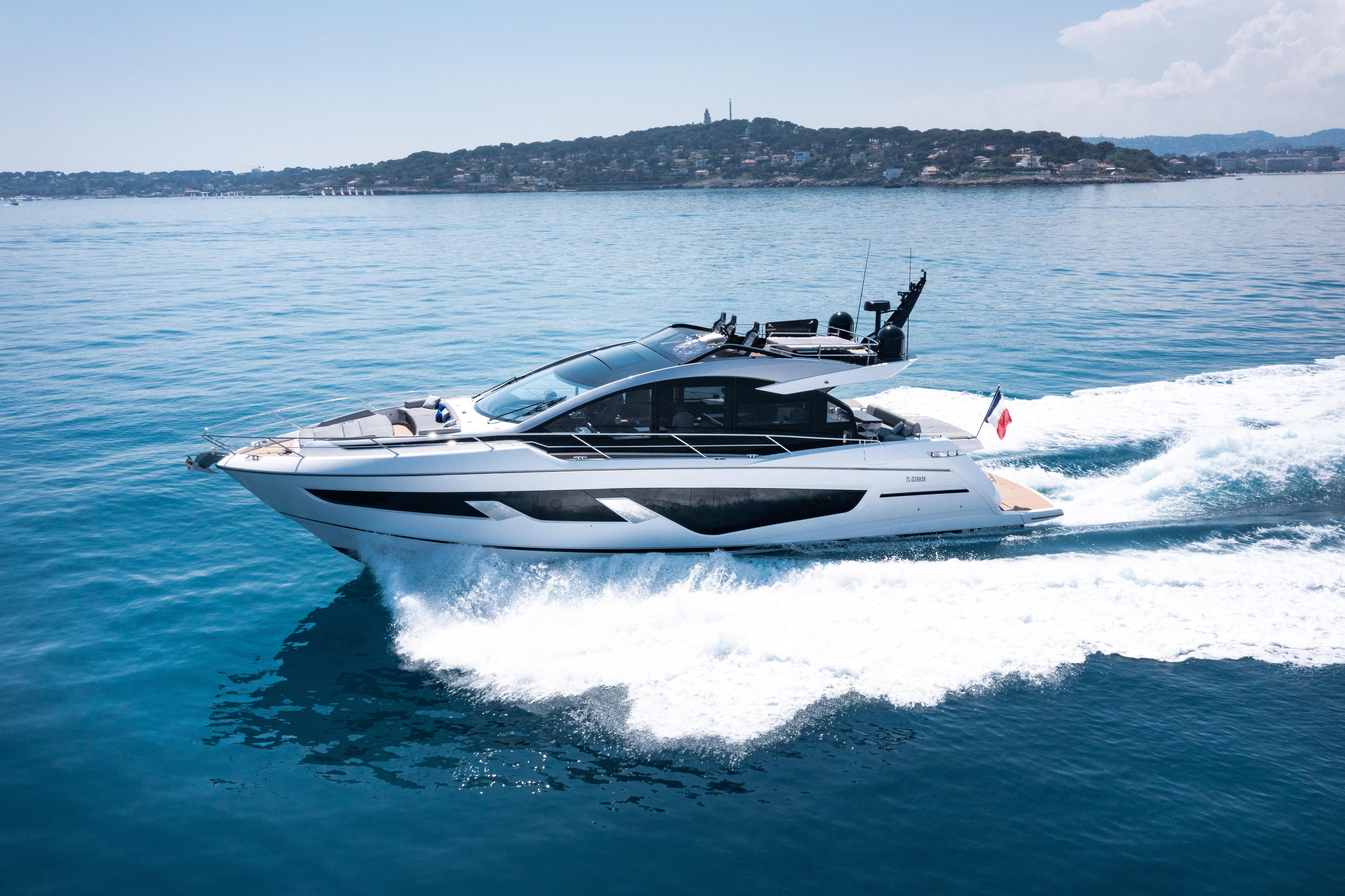 Luxury Yacht Charter